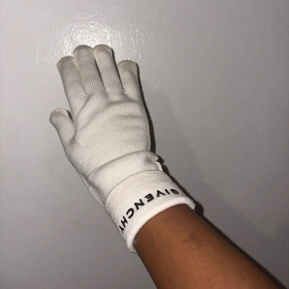Givenchy Cream Logo Knit Gloves — Luxury Winter Designer Accessory